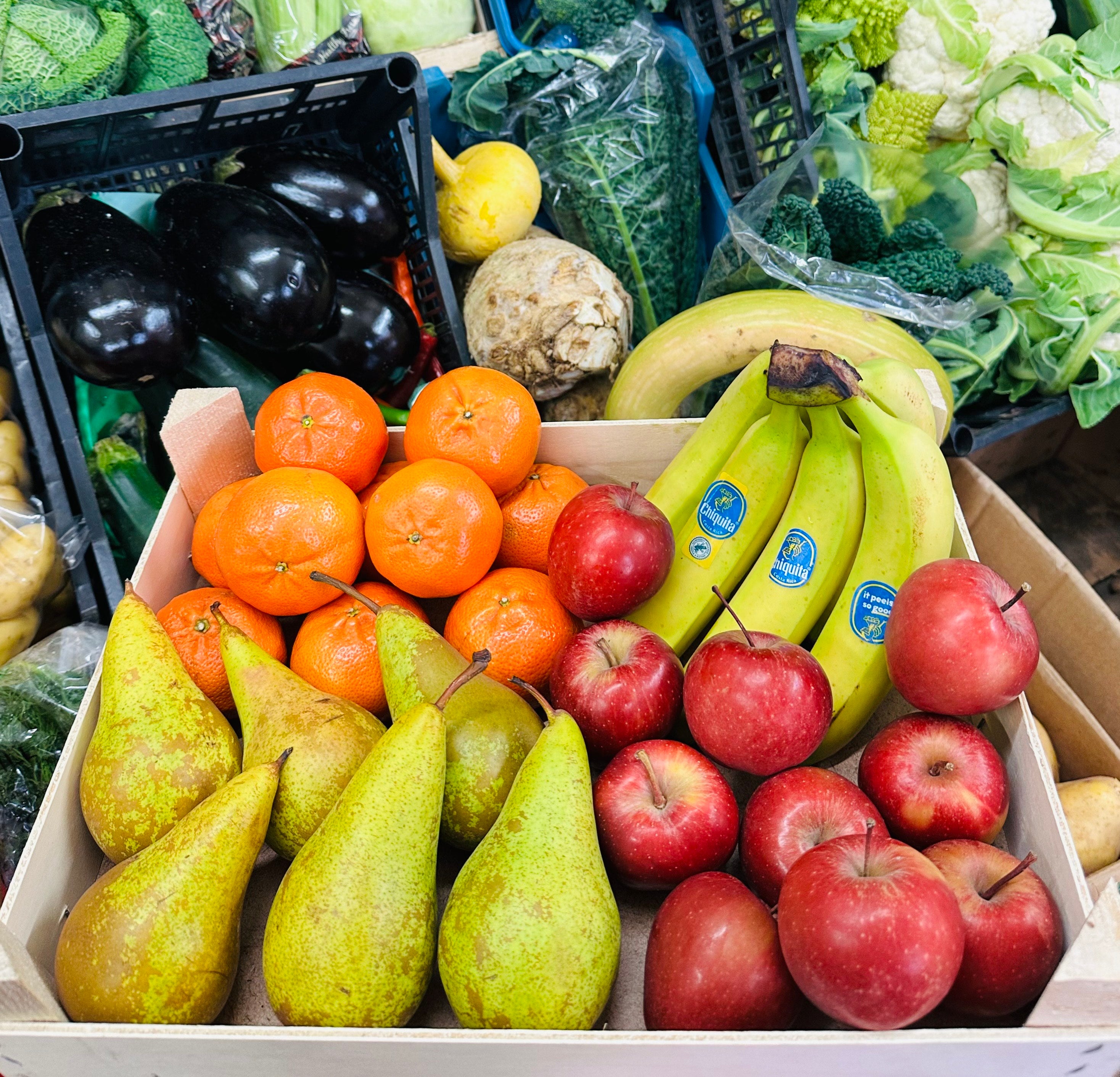 A Weekly essential fruit box