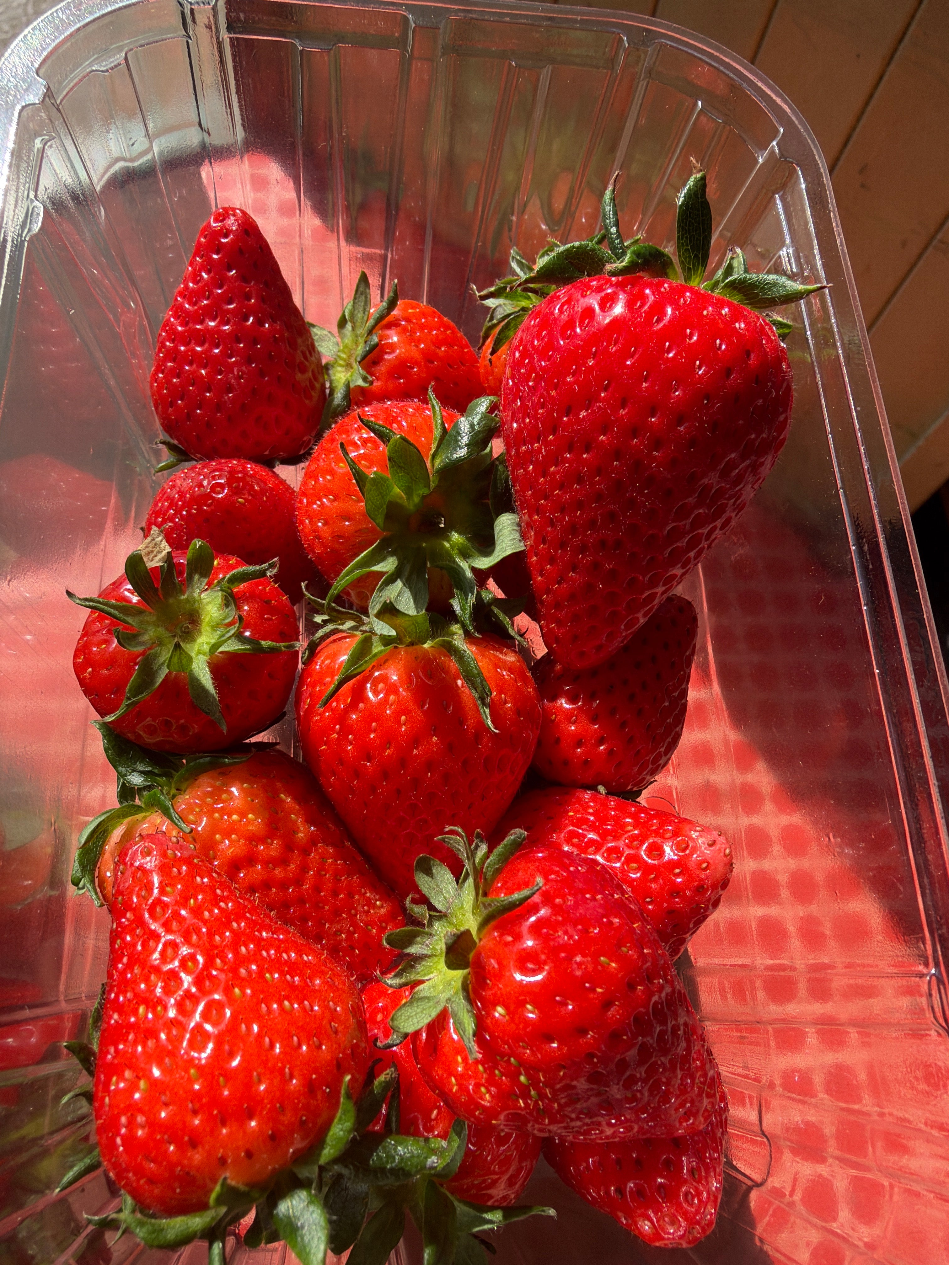 English strawberries 300g  ￼