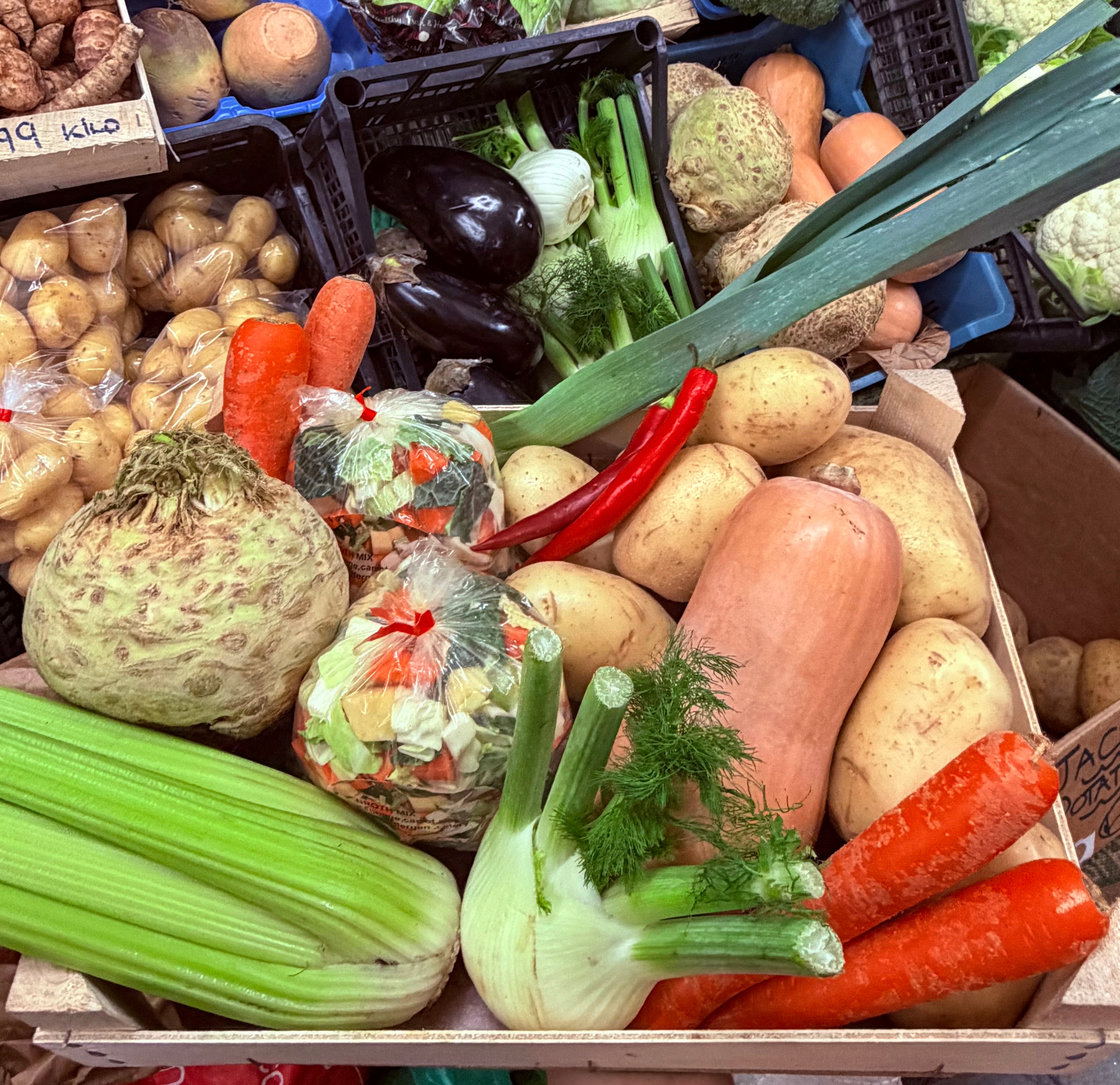 A Weekly fresh soup box £12