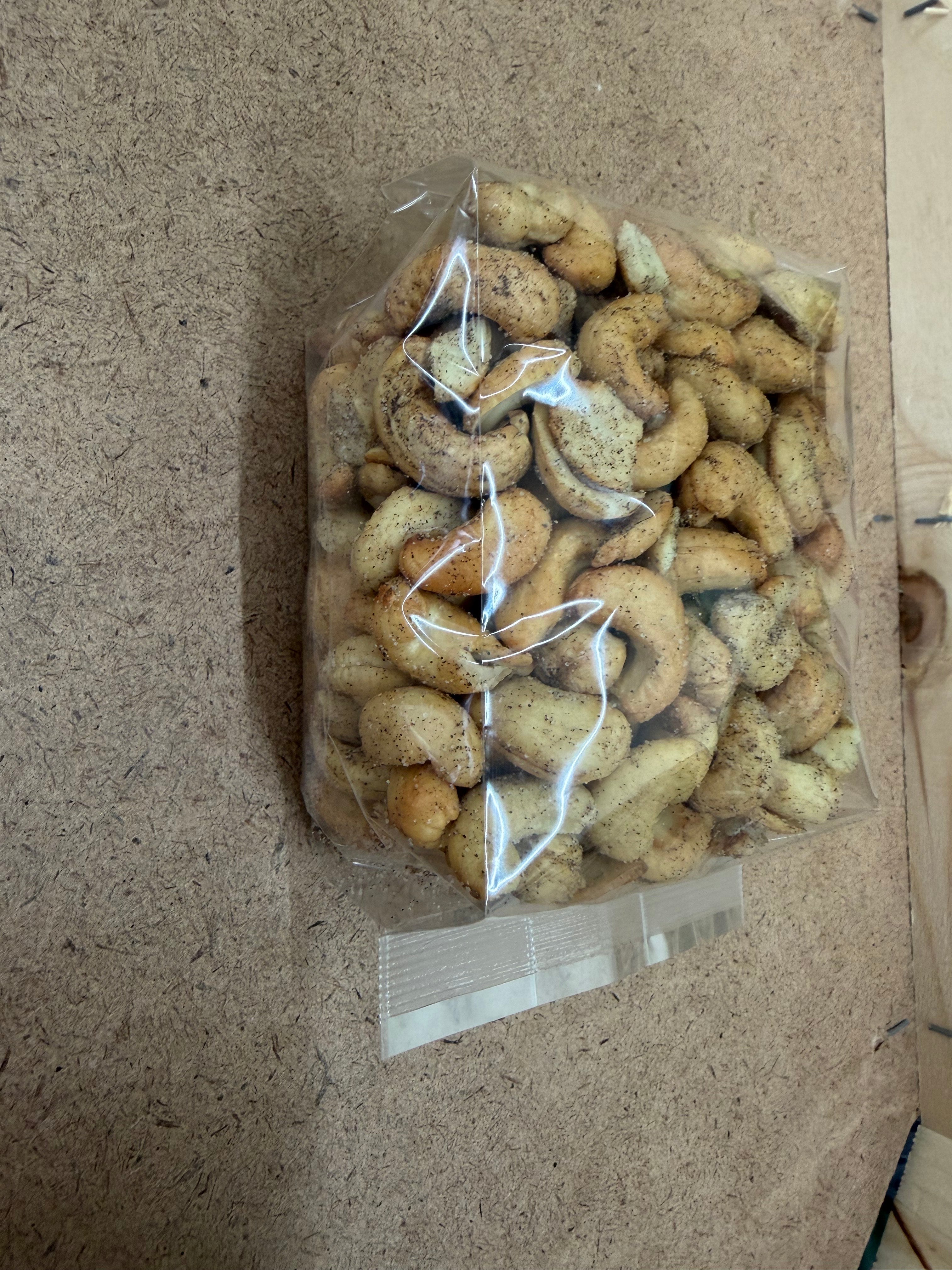 salt and pepper cashew nuts