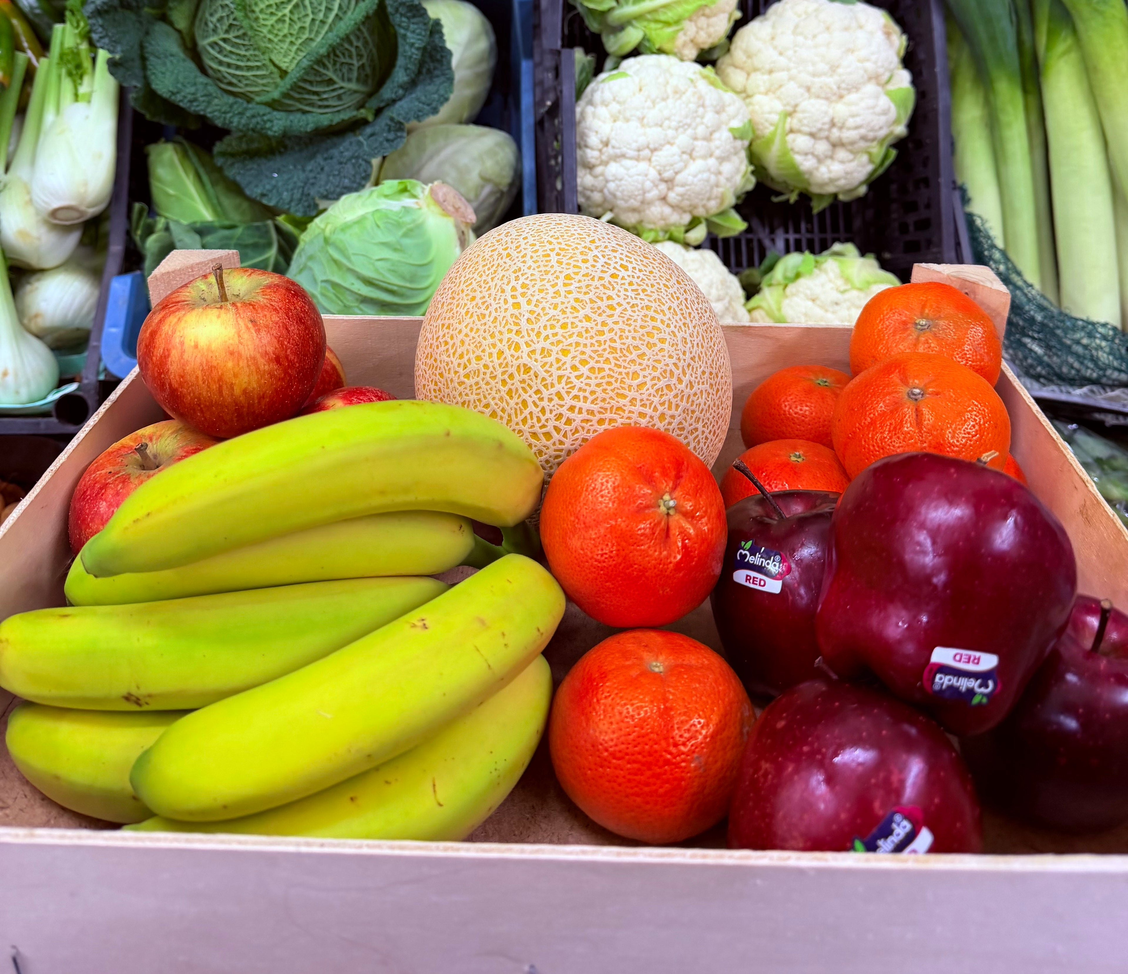 a weekly fruit box £14